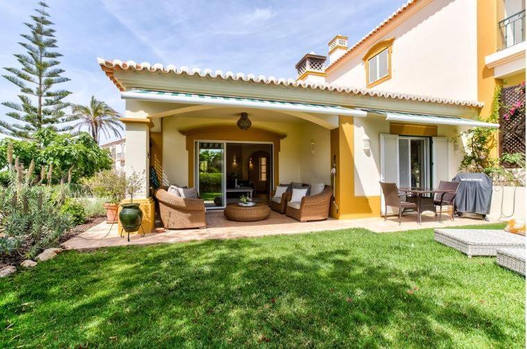 2Bedroom Bungalow Heated Shared Pool ,Near Carvoeiro And Ferrugudo Eksteriør bilde
